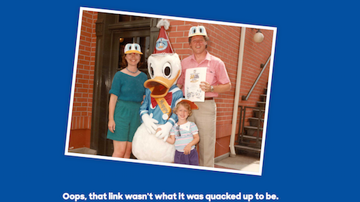 Hillary Clinton zeigt sich mit Donald Duck auf 404-Seite